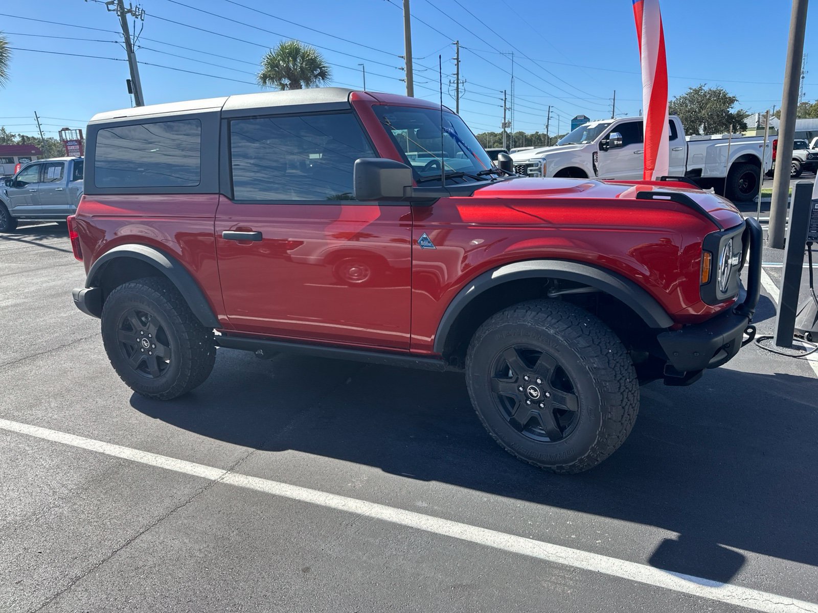 Certified 2024 Ford Bronco Black Diamond AWD/4WD image 1