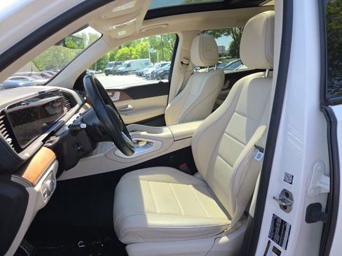 Certified 2022 Mercedes-Benz GLS 450 4MATIC image 4