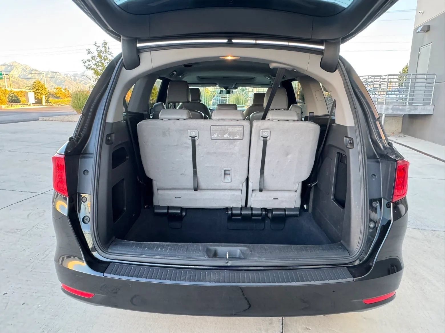 Used 2018 Honda Odyssey EX-L image 17