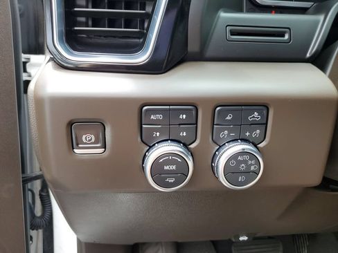 Used 2022 GMC Sierra 1500 Denali AWD/4WD image 31
