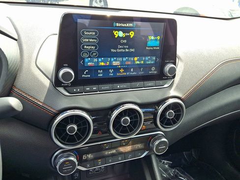 Used 2024 Nissan Sentra SR FWD image 3