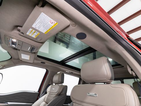 Used 2025 Ford F250 Platinum w/ Platinum Plus Package image 20