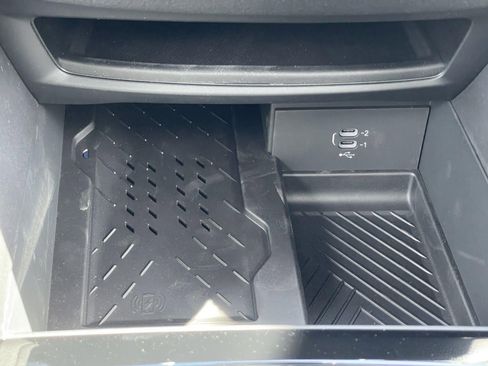 New 2026 Chrysler Pacifica Limited w/ S Appearance Package FWD image 29