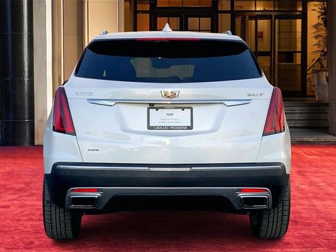 Certified 2024 Cadillac XT5 Premium Luxury image 5