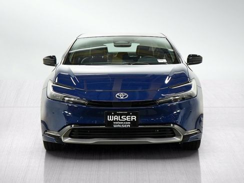 Used 2024 Toyota Prius XLE AWD/4WD image 8