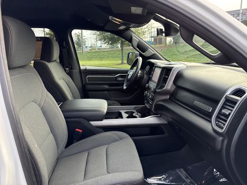 Used 2023 RAM 1500 Big Horn AWD/4WD image 24