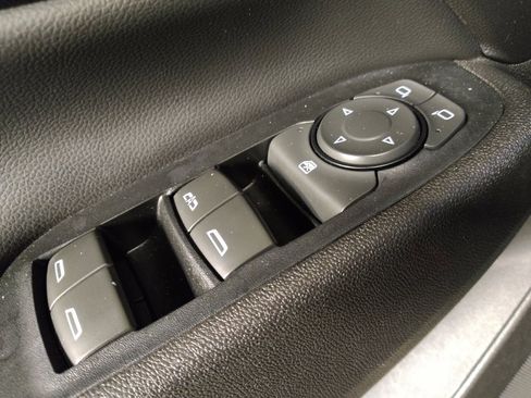 Used 2019 Chevrolet Equinox LT image 27