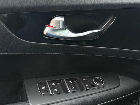 Used 2024 Kia Forte GT-Line image 20