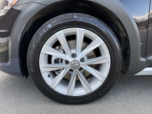 Used 2019 Volkswagen Golf Alltrack S image 38