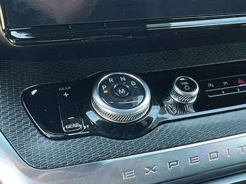 New 2026 Ford Expedition Platinum AWD/4WD image 28