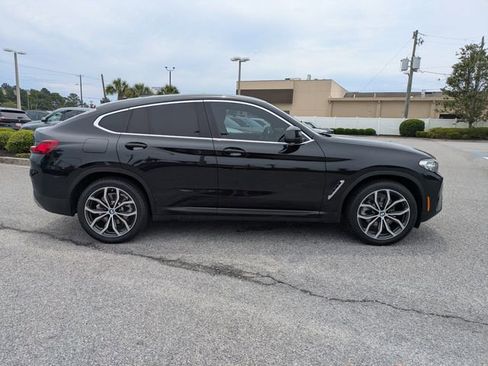 Used 2022 BMW X4 xDrive30i w/ Convenience Package AWD/4WD image 3