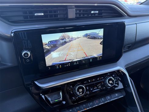 Used 2022 GMC Sierra 1500 Denali w/ Technology Package image 17