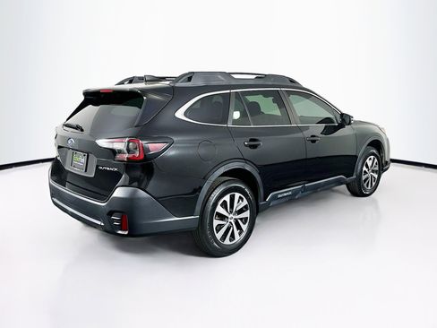 Used 2021 Subaru Outback Premium image 9