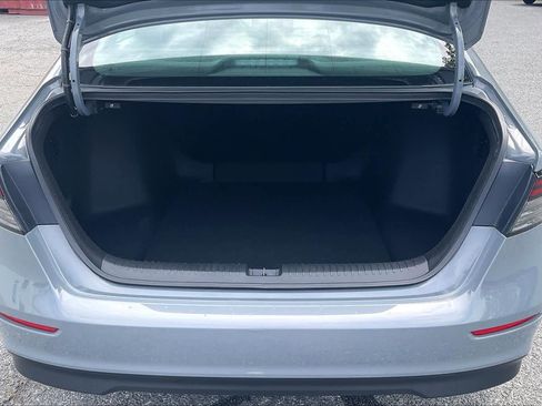 Used 2025 Honda Accord Sport image 36