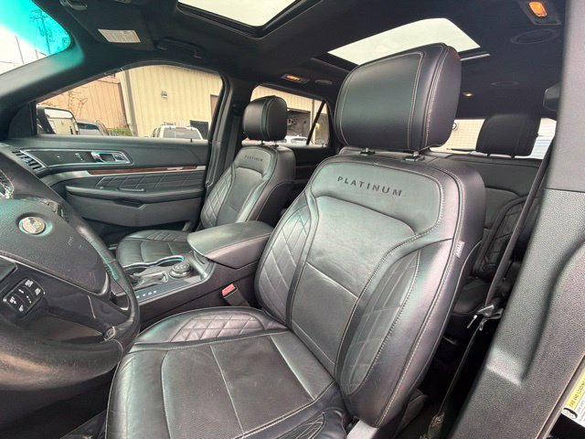 Used 2017 Ford Explorer Platinum AWD/4WD image 22