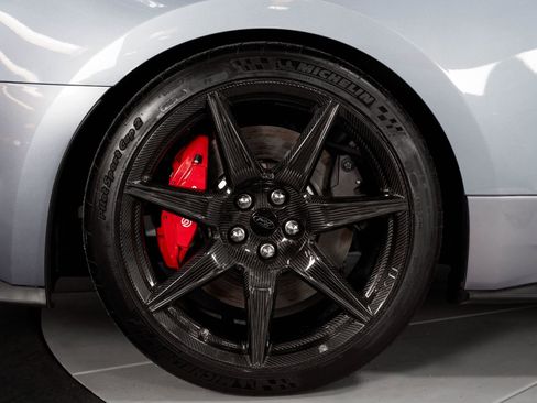 Used 2022 Ford Mustang Shelby GT500 w/ Carbon Fiber Track Pack image 27