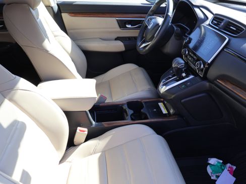 Used 2020 Honda CR-V Touring image 10