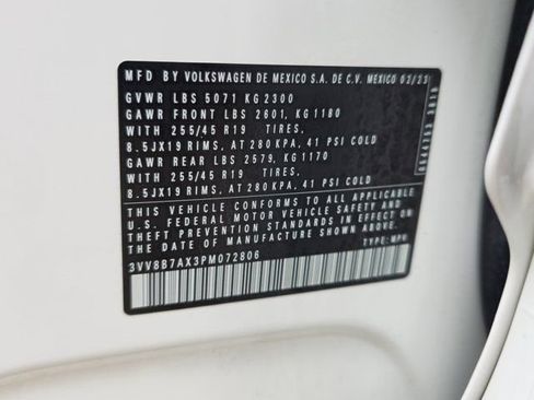 Used 2023 Volkswagen Tiguan SE R-Line AWD/4WD image 25