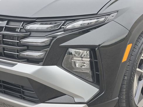 Used 2025 Hyundai Tucson SEL FWD image 6