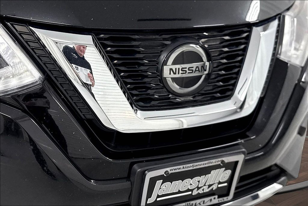 Used 2019 Nissan Rogue SV w/ Premium Package AWD/4WD image 33