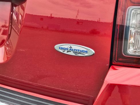 Used 2016 Jeep Compass High Altitude AWD/4WD image 22