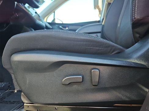 Certified 2023 Subaru Ascent Premium w/ Convenience Package image 32