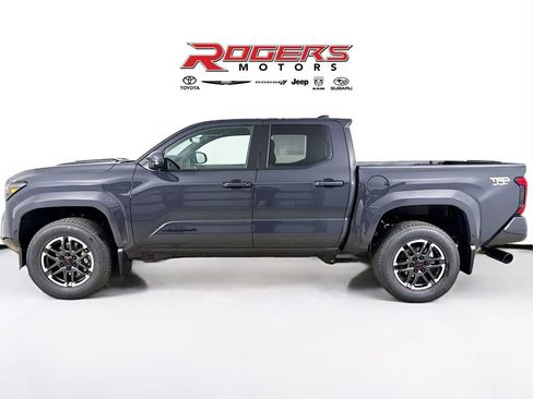 New 2026 Toyota Tacoma TRD Sport image 4