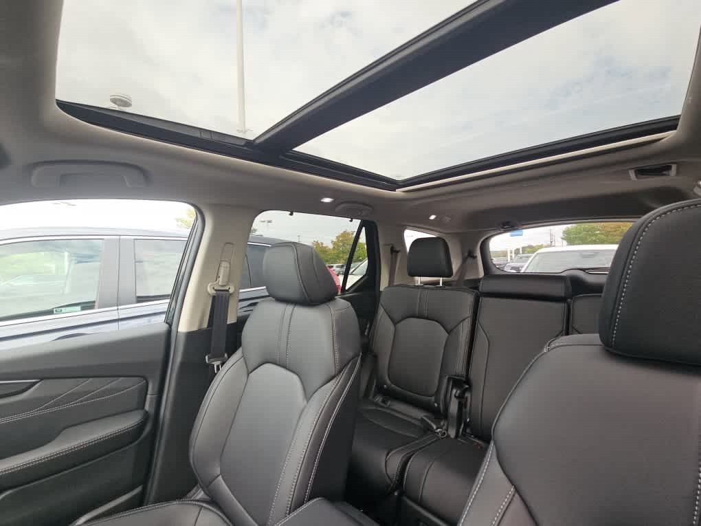 Used 2026 Honda Pilot Touring image 8