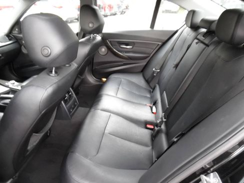 Used 2013 BMW 335i Sedan RWD image 19
