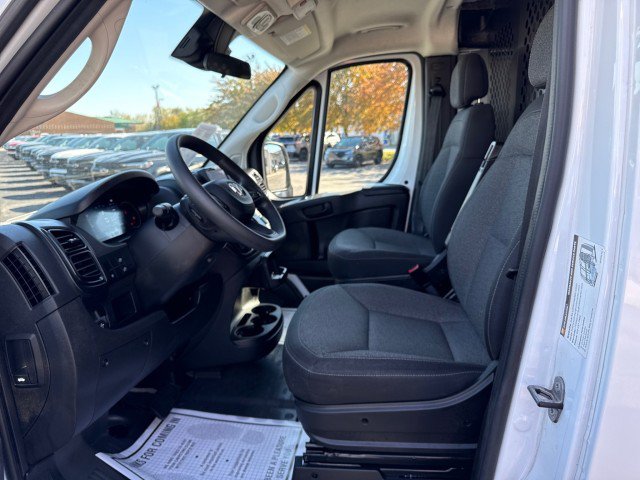 Used 2025 RAM ProMaster 2500 w/ U-Haul Equipment Group FWD image 15