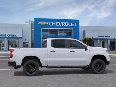 New 2026 Chevrolet Silverado 1500 Custom Trail Boss w/ Turbomax Blackout Package