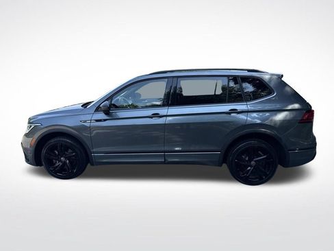 Used 2023 Volkswagen Tiguan SE R-Line FWD image 8