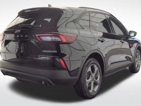 Used 2025 Ford Escape ST-Line AWD/4WD image 2