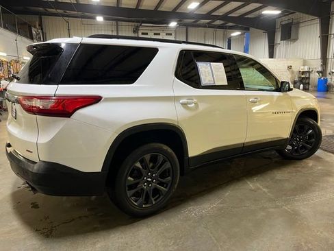 Used 2019 Chevrolet Traverse RS FWD image 6
