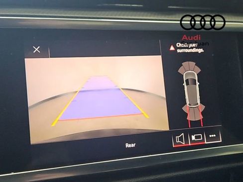 Used 2020 Audi Q3 2.0T Premium w/ Convenience Package image 16