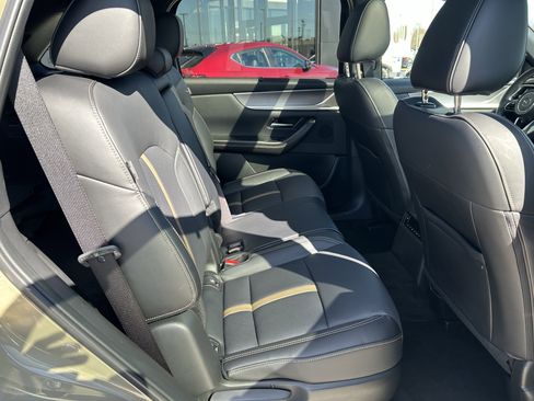 Certified 2025 MAZDA CX-70 3.3 Turbo w/ Premium Plus Pkg image 26