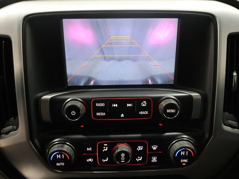 Used 2014 GMC Sierra 1500 SLE image 25