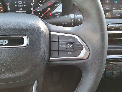 Used 2023 Jeep Compass Altitude w/ Sun and Sound Group image 21