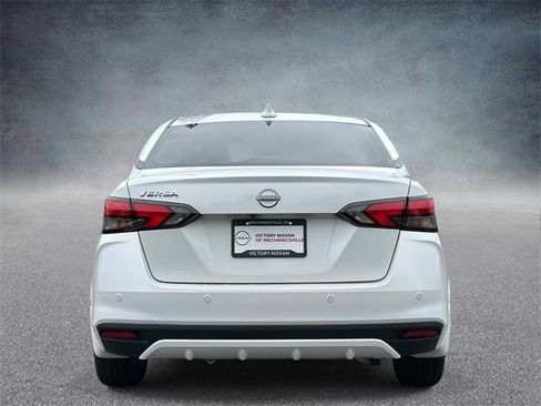 New 2025 Nissan Versa SV w/ Trunk Package image 3