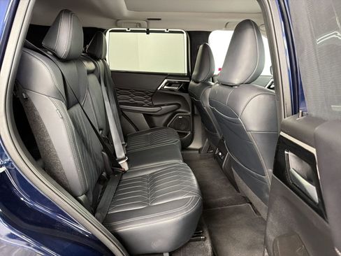 Used 2025 Mitsubishi Outlander SEL FWD image 29