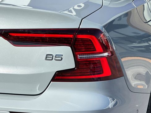 Certified 2025 Volvo S60 B5 Plus image 33