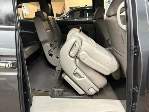 Used 2013 Honda Odyssey EX-L image 22