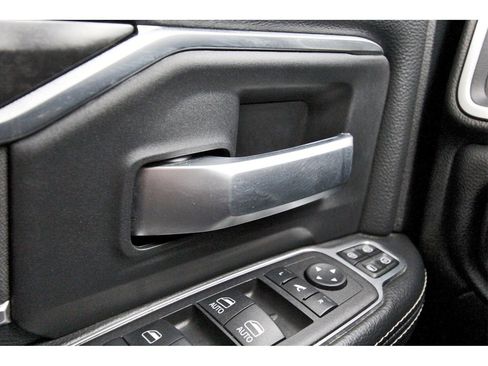 Used 2024 RAM 3500 Big Horn image 17