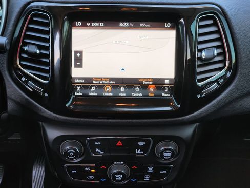 Used 2018 Jeep Compass Limited w/ Navigation Group AWD/4WD image 20