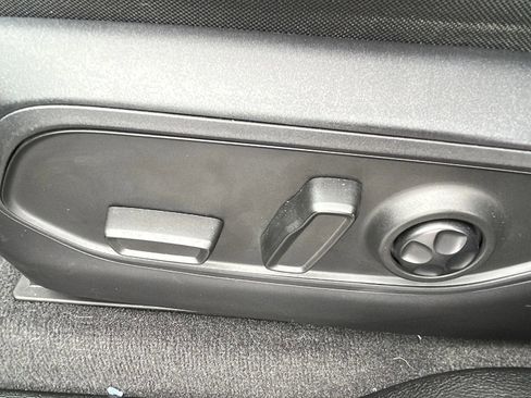 Used 2021 Jeep Grand Cherokee L Limited image 23