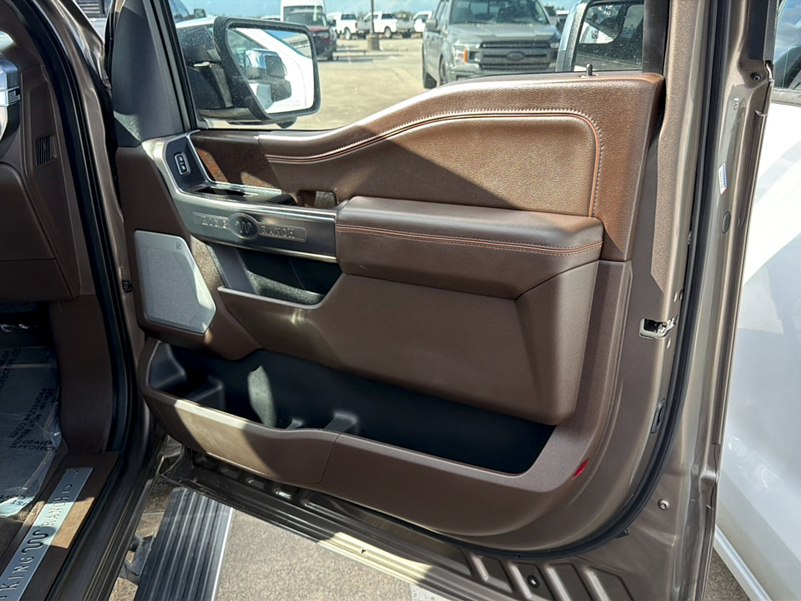 Used 2023 Ford F150 King Ranch w/ Equipment Group 601A High AWD/4WD image 7