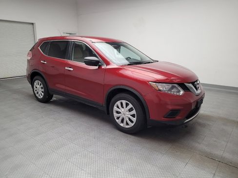 Used 2016 Nissan Rogue S w/ Appearance Package FWD image 11