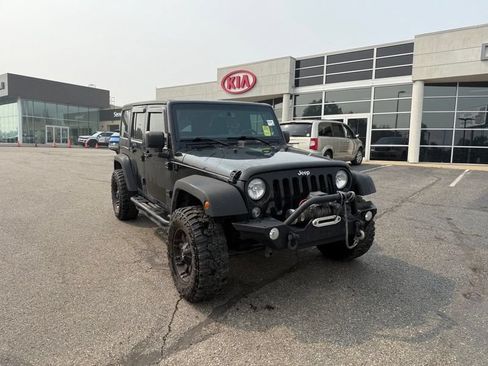 Used 2016 Jeep Wrangler Unlimited Sport w/ Quick Order Package 24S AWD/4WD image 4