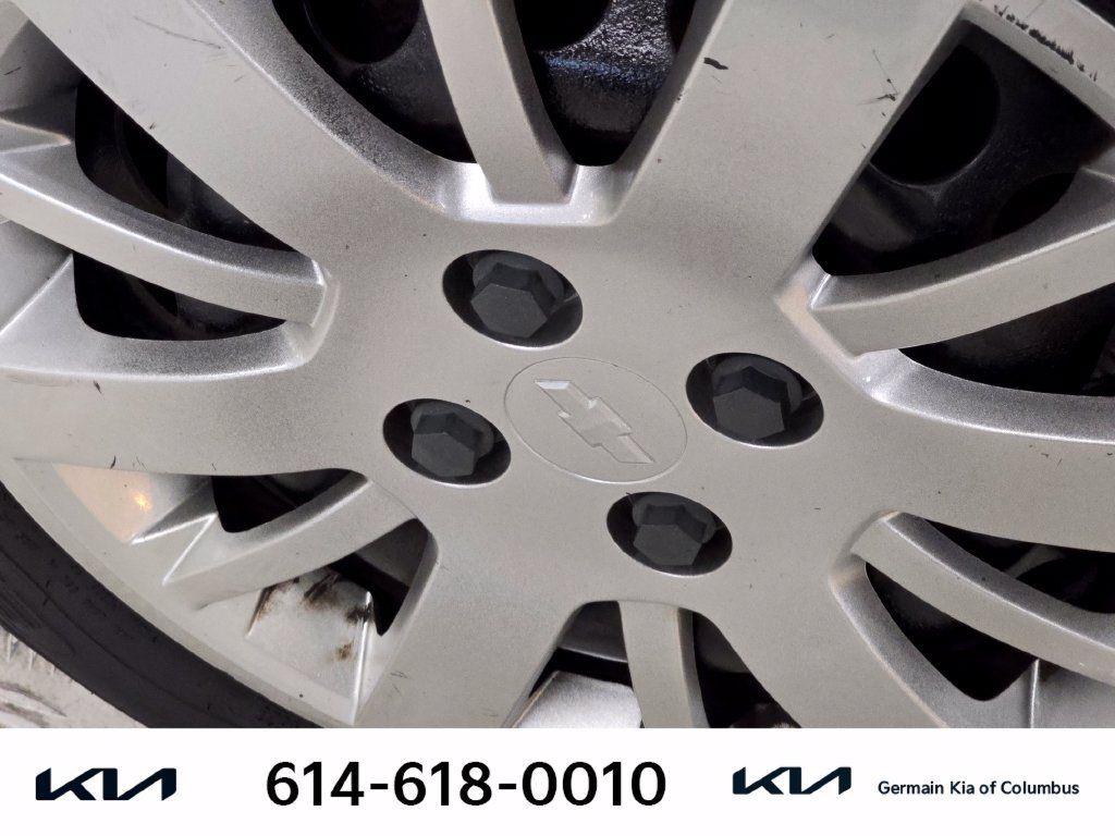 Used 2009 Chevrolet Cobalt LT FWD image 12