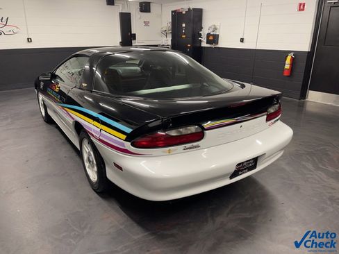 Used 1993 Chevrolet Camaro Z28 image 7